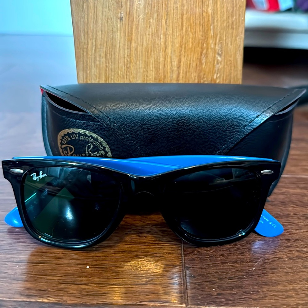 Ray-Ban Wayfarer Special Series Sunglasses